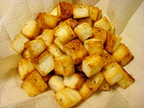 自家製コロコロクルトン